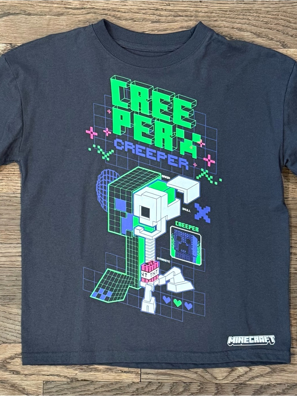 Boys Minecraft Tees and Hoodie Bundle! - Picture 10 of 11